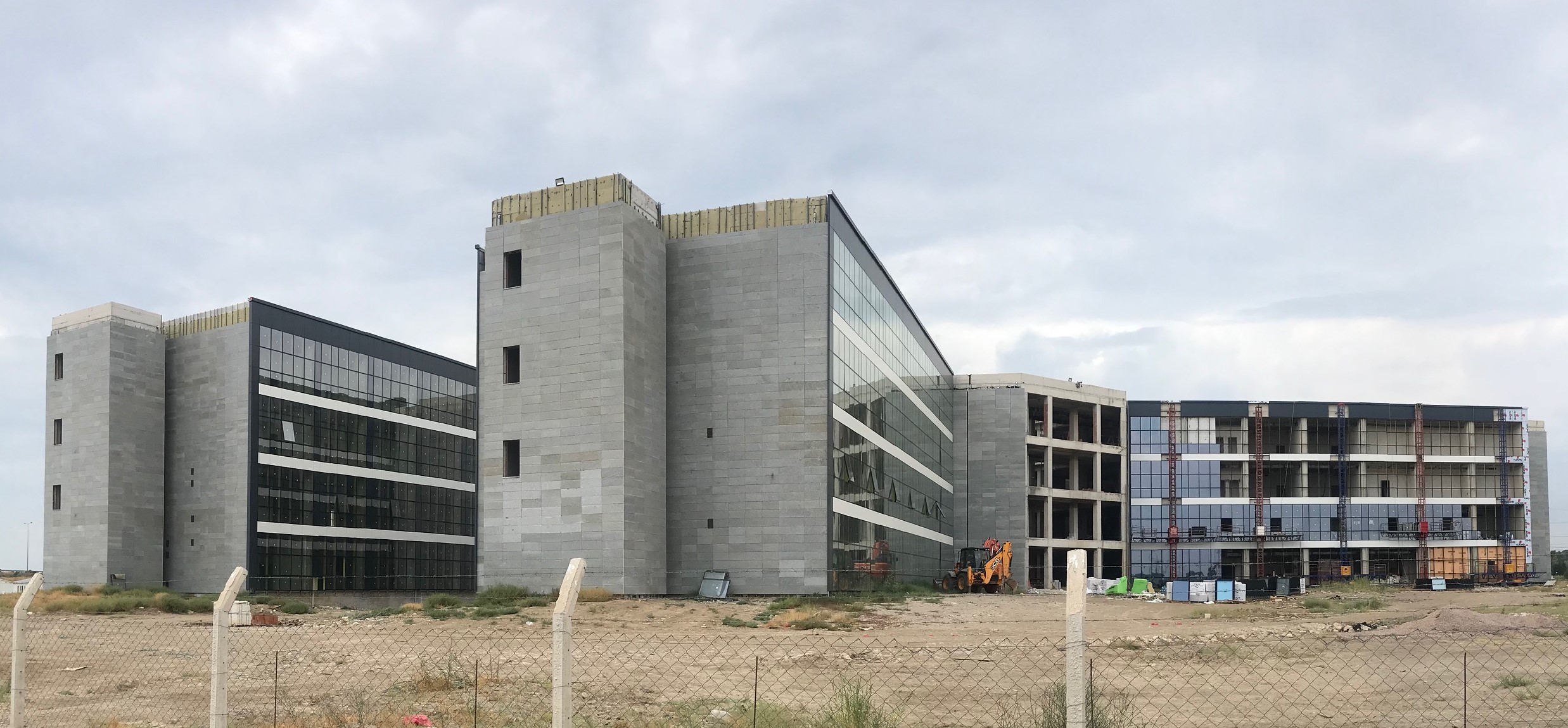 Diş Hekimliği Fakültesi Binası - Katip Çelebi Üniversitesi / İzmir